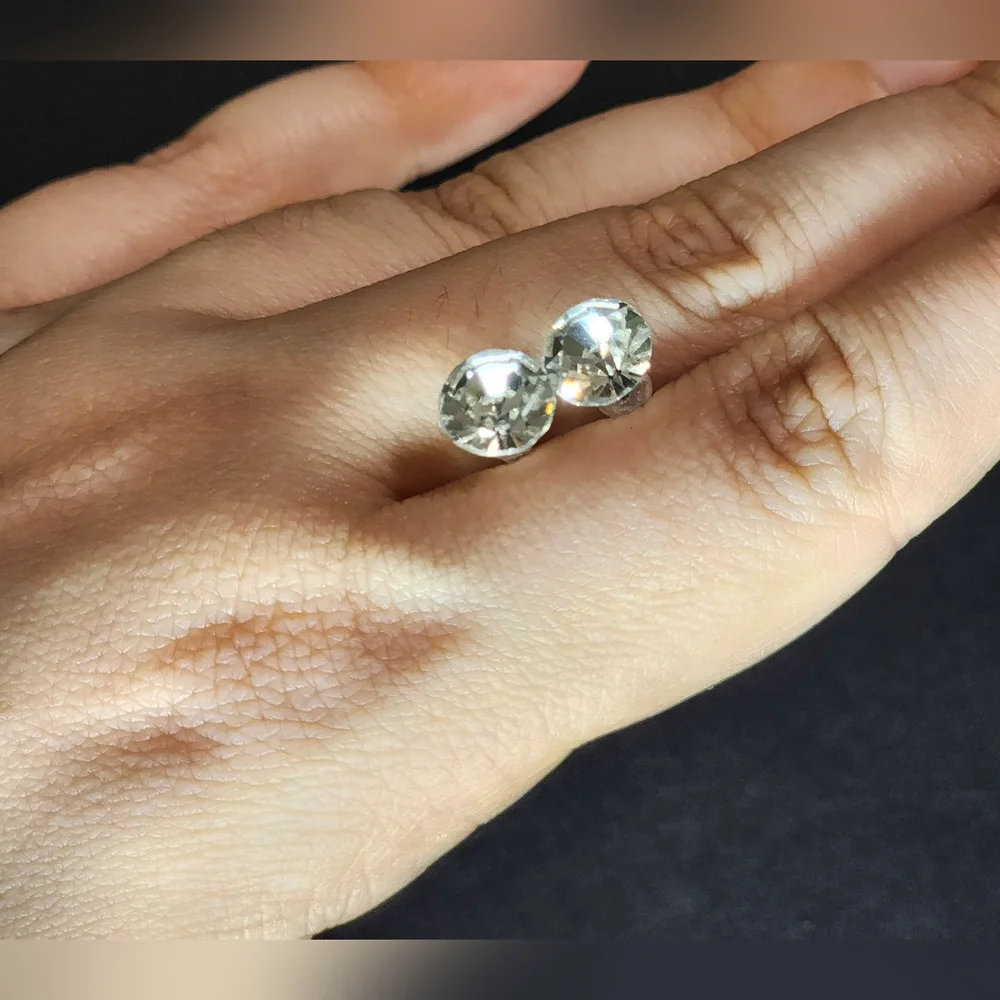 Clear Rhinestone Stud Earrings